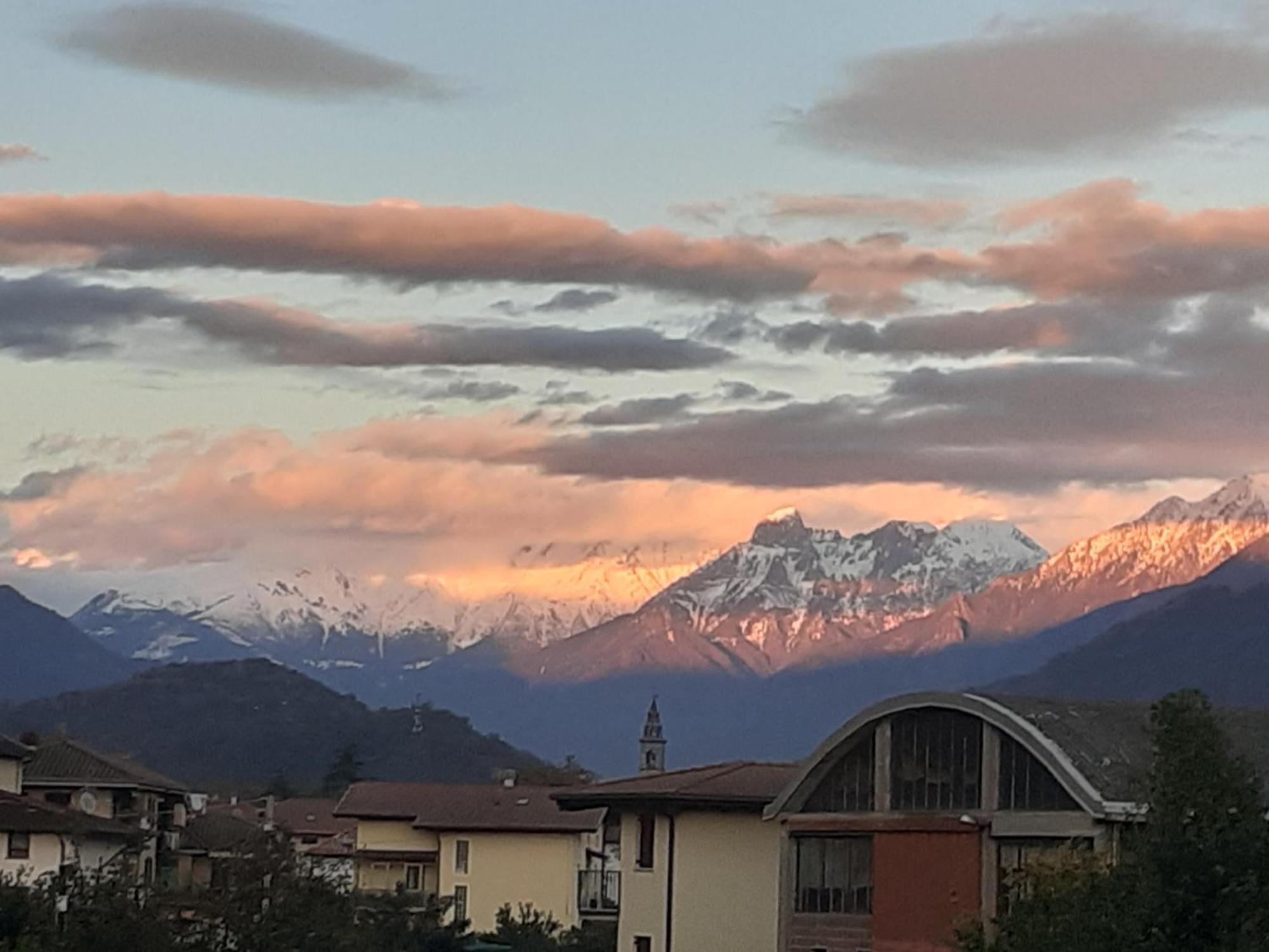 B&B Daniela Boario Terme エクステリア 写真
